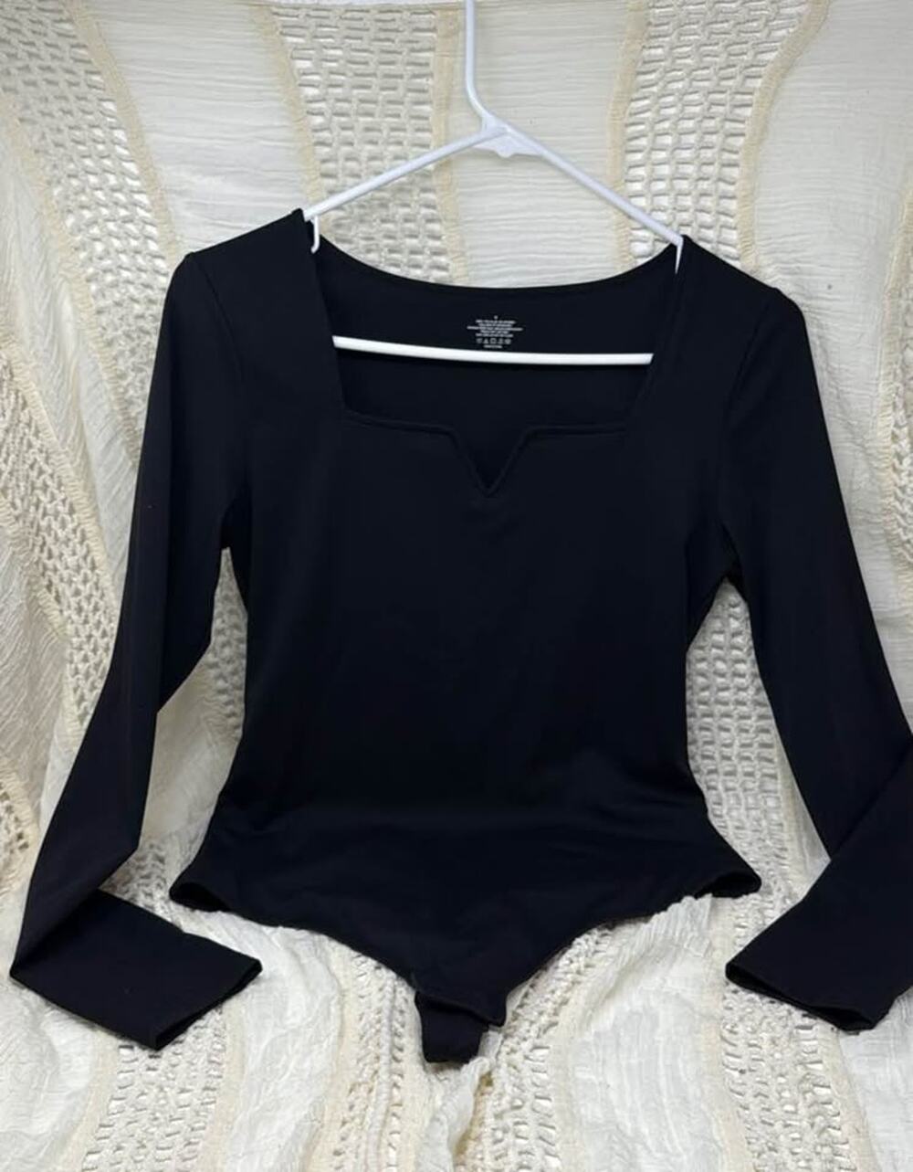 Medium long sleeve bodysuit ￼